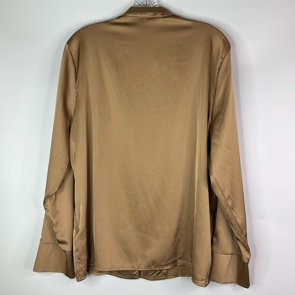 Mable Gold Long Sleeve Button Down Shirt Size Medium NWT - Picture 4 of 10